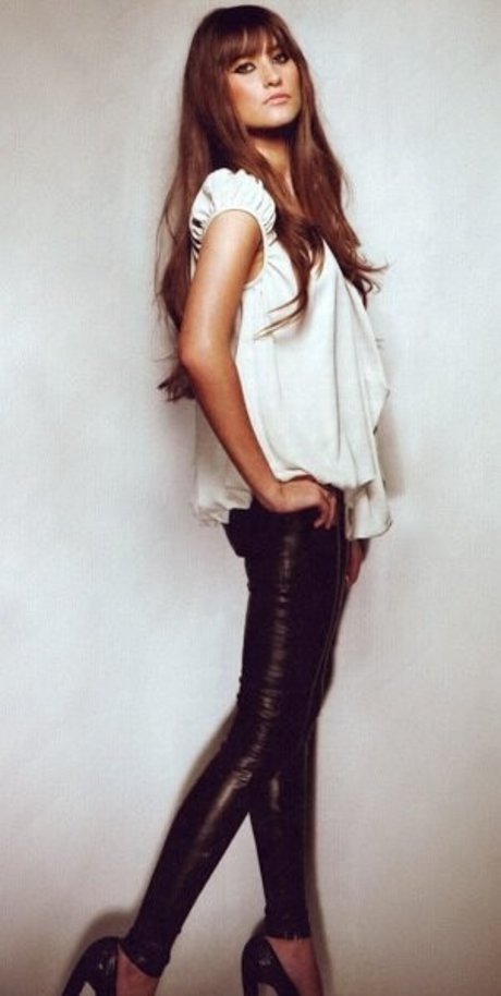 Emmerdale s Charley Webb erwachsene nackten fotos