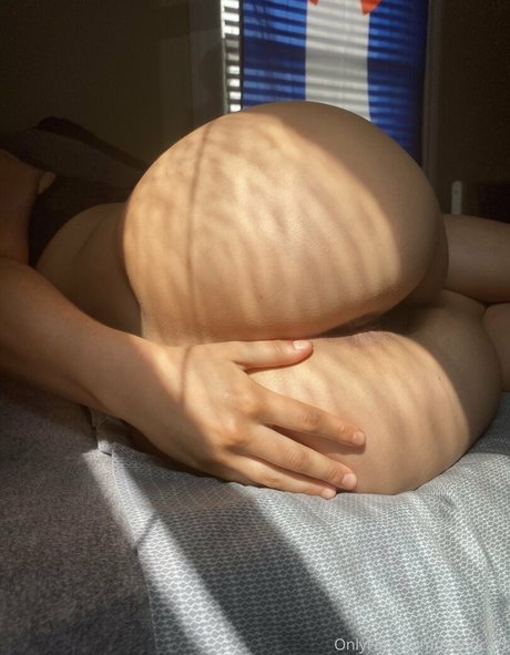 schwarze dessous onlyfans kostenlose akt fotos