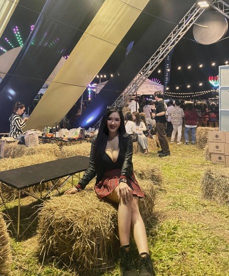 asiatische strumpfhosen onlyfans freie kunst galerie