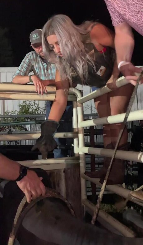 milf-orgie onlyfans erwachsene nacktheit bilder