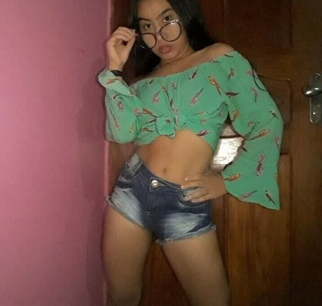 brünette frau onlyfans hübsche exklusive galerien