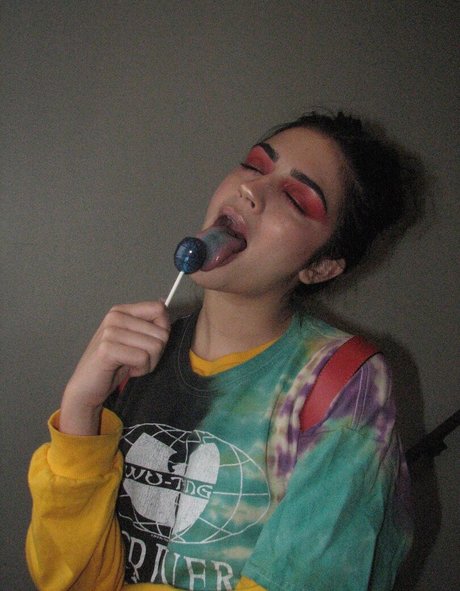 foreigntrashbag top nackt bilder