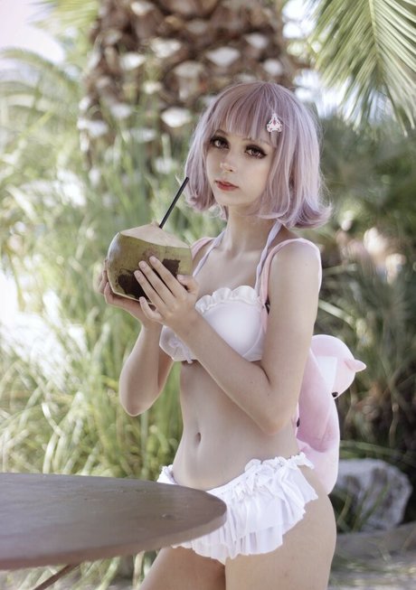 Himeecosplay model nackten fotos