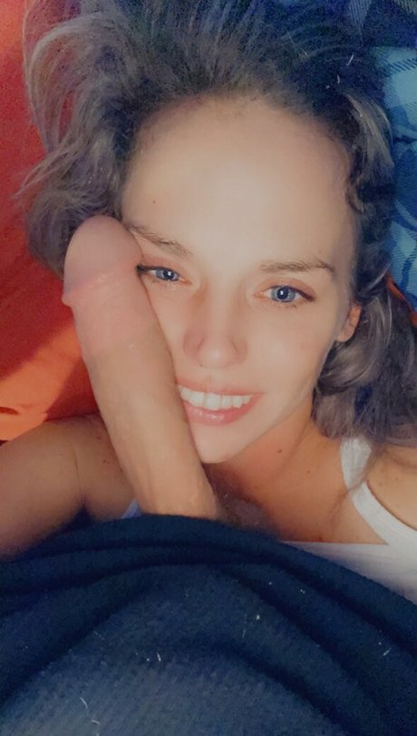 shemale fickt kerl onlyfans erotische pornografische foto