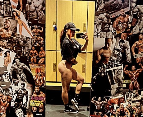 ebenholzlehrerin onlyfans schöne exklusive galerie