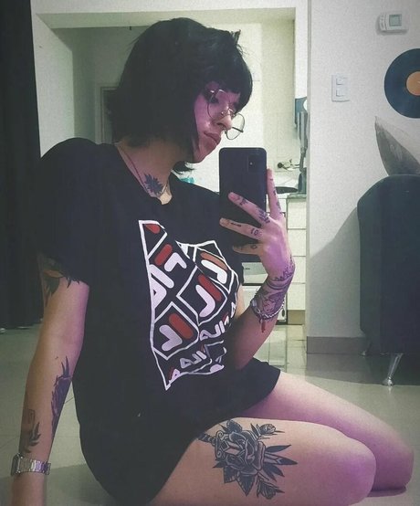 zierliche frau nur fans kunst nette galerien