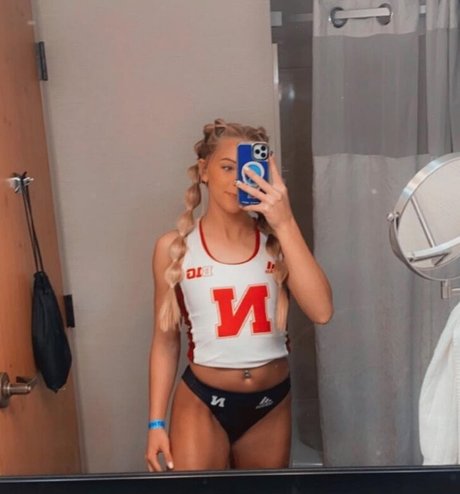 Jess Gardner top freie galerie