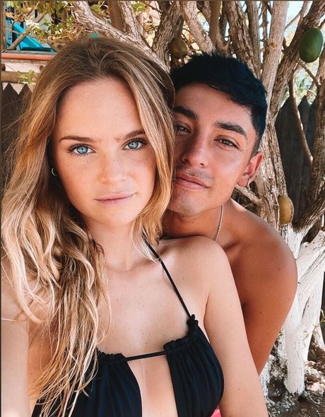 kleiner schwanz shemale onlyfans perfekte xxx fotos