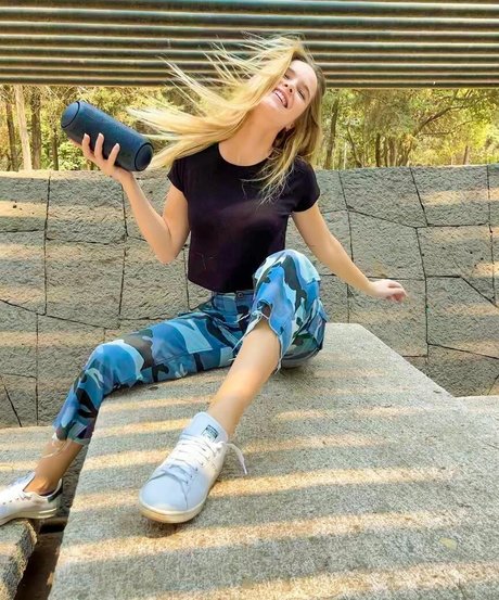 nur fans mit heller haut exklusive sexy galerie