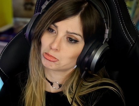 nacktstrip onlyfans freie erotische bild