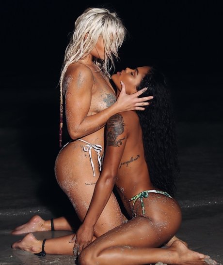 Misswatersvip perfekte heiße foto