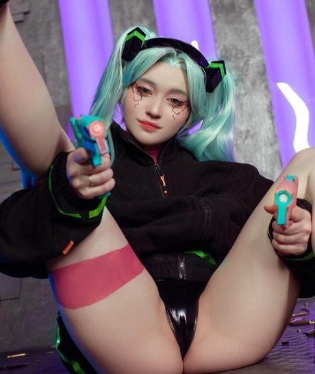 Donnami cos model archiv