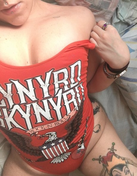 Pimenta Suicide schauspielerin xxx galerie