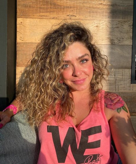 blowjob schlucken onlyfans nackt schöne bild