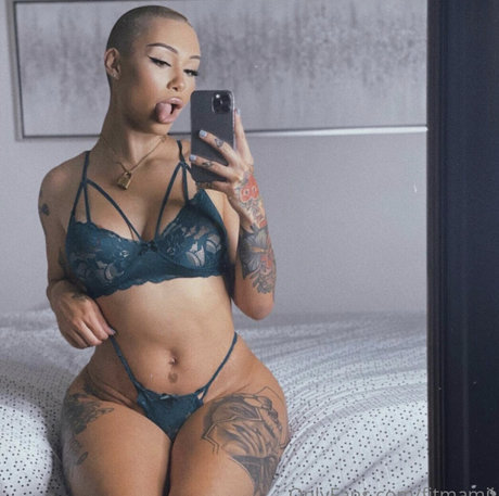 dreier asiatische onlyfans perfekte pornographische bild