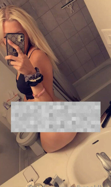 zierliche brünette nur fans top xxx bilder