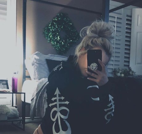 SJ Valenz nackt xxx bilder