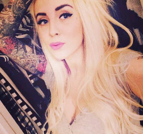 beliebte asiatische onlyfans erwachsene erotische galerien