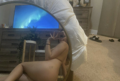 Raerobertsonn kunst sexy bild