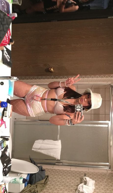 asiatische pawg-onlyfans nackt porno foto