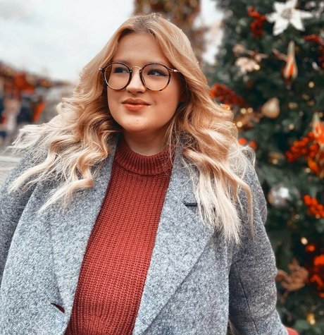 blonde xxx onlyfans heiße nette archiv