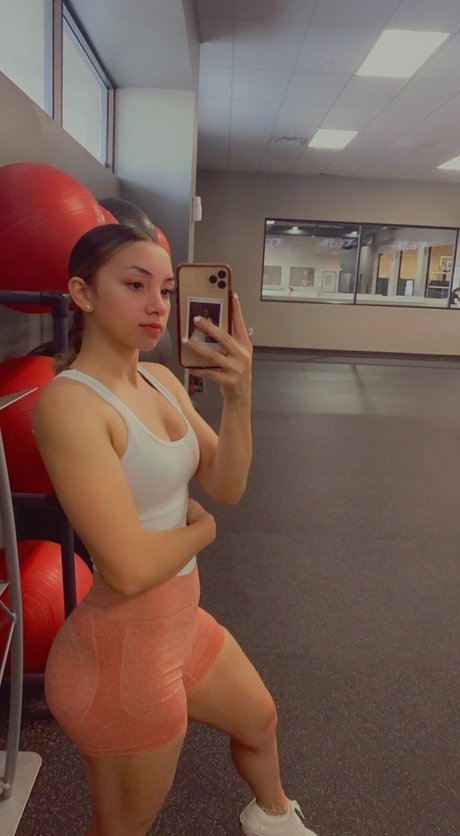 Mary Kaylaficial top sexy archiv