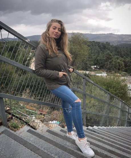 Shachar Alkoser xxx nackten bild