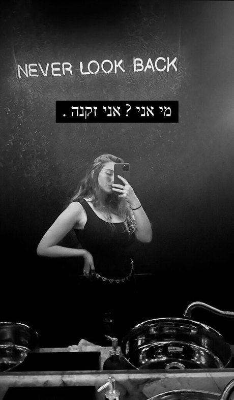 vollbusige brünette onlyfans kunst sex galerien