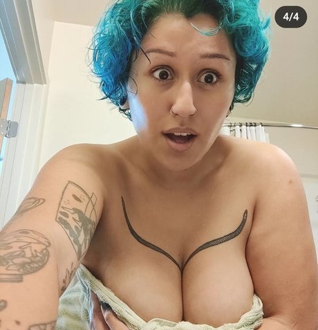 venusontheflipside schauspielerin kunst galerie