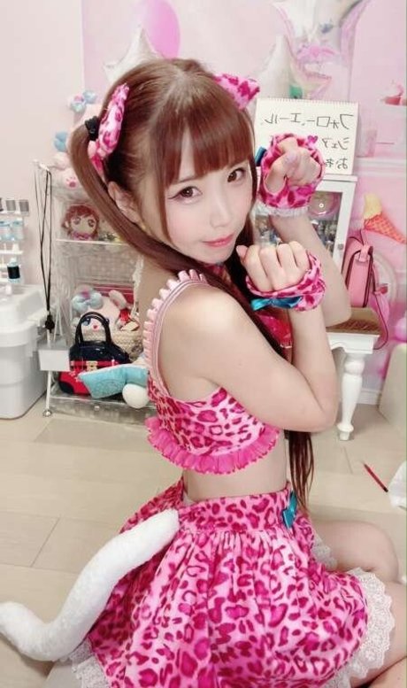 Kururun heiße erotische galerien