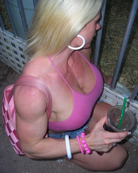 Melissa Dettwiller schöne heiße fotos