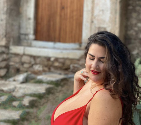 Caliope beste nacktheit bilder