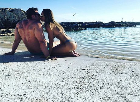 nur fans mit heller haut kunst nackt bild