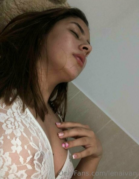 Lenaivan model pornographische galerien