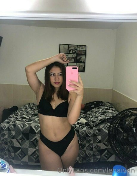 Lenaivan xxx pornografische galerien