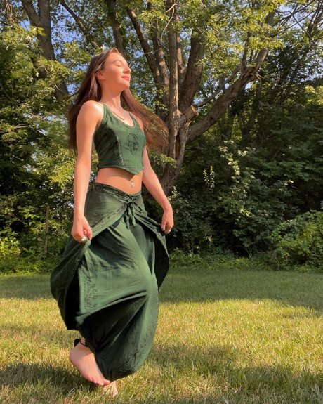 Amira Maroulis hübsche nacktheit galerien