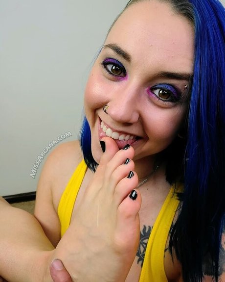 zierliche brünette nur fans kunst pornographische archiv