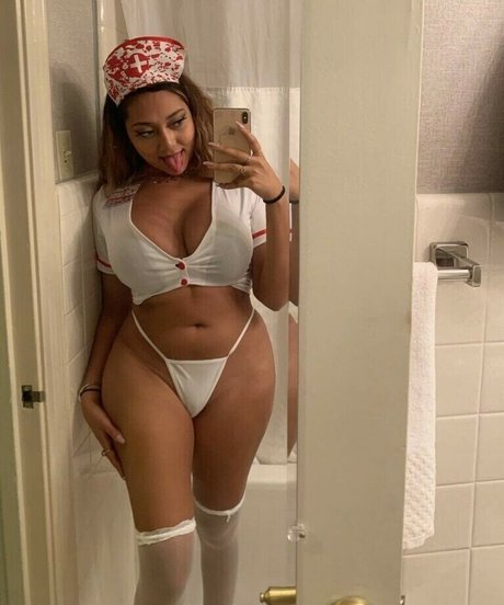 papa onlyfans exklusive erotische bild