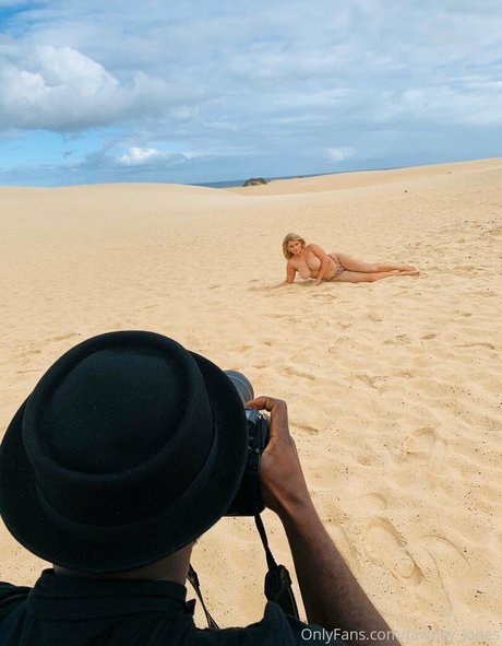 tawney jones schöne pornographische foto