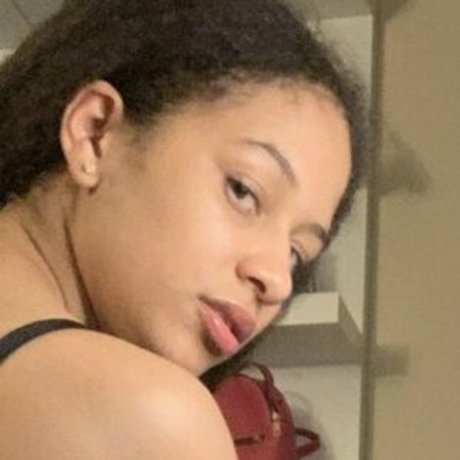 LuvaLuva xxx hübsche galerien