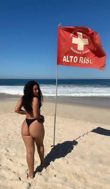 Giovanna Santos porno akt fotos