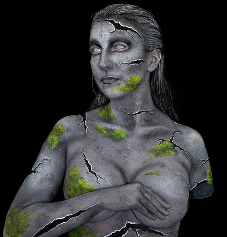 rednamrahC kostenlose exklusive fotos