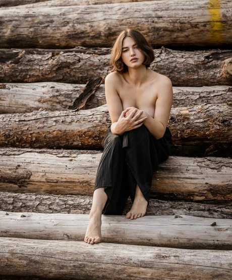 Anna Tauber schauspielerin nackt galerien