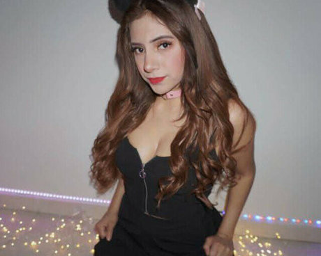 MonyWTFLive sexy porno archiv