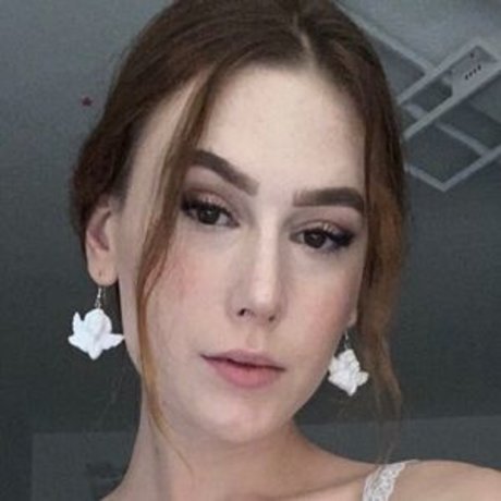 Nillanai model beste bild