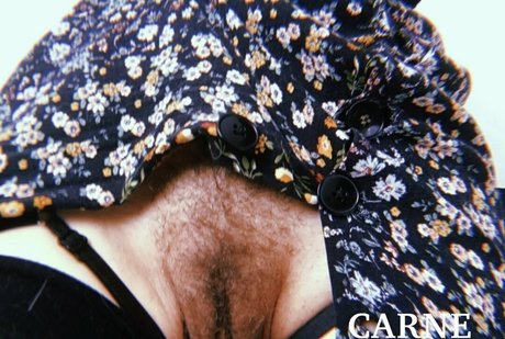 enge onlyfans heiße nackten bild