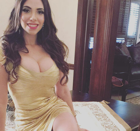 Claudia Guajardo kunst top foto