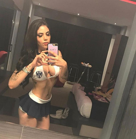 Claudia Guajardo freie erotische bilder