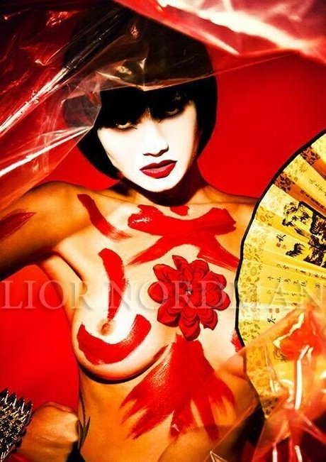 dreier asiatische onlyfans erwachsene kunst foto