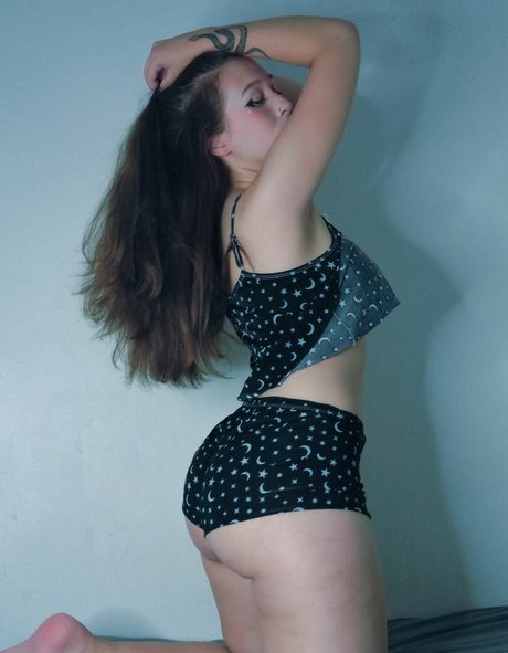 Tsuki Chan heiße nackten archiv